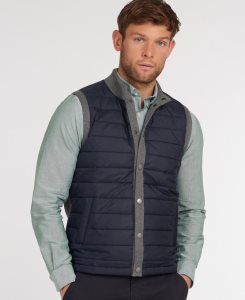 Black Barbour Essential Gilet | QAO-513726