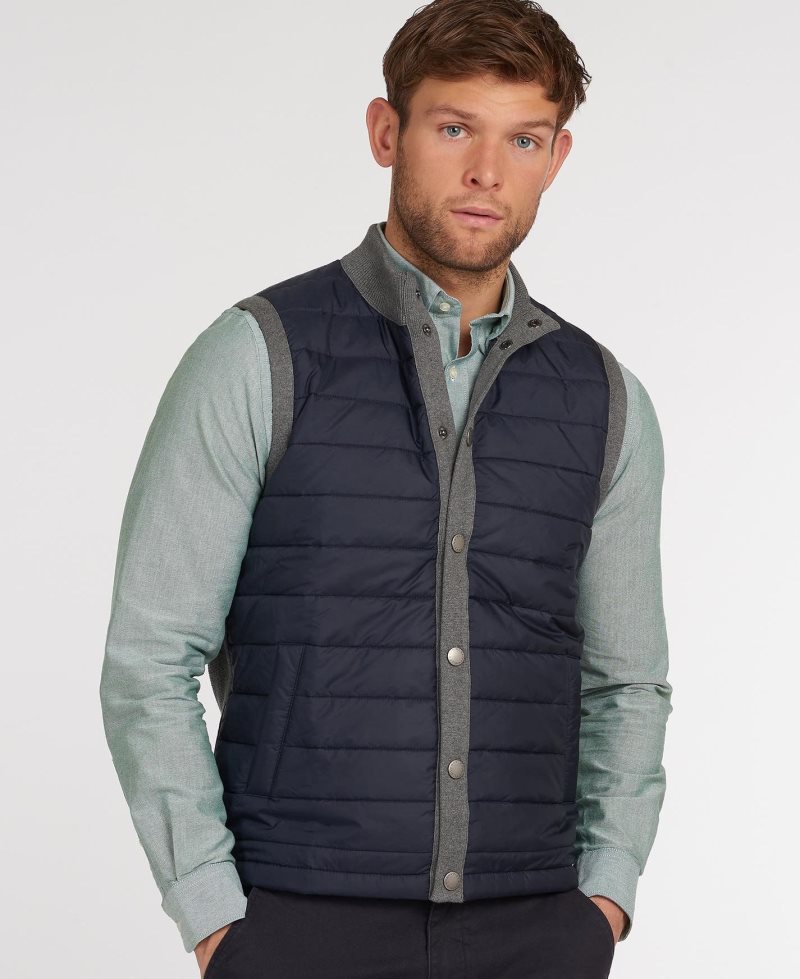 Black Barbour Essential Gilet | QAO-513726