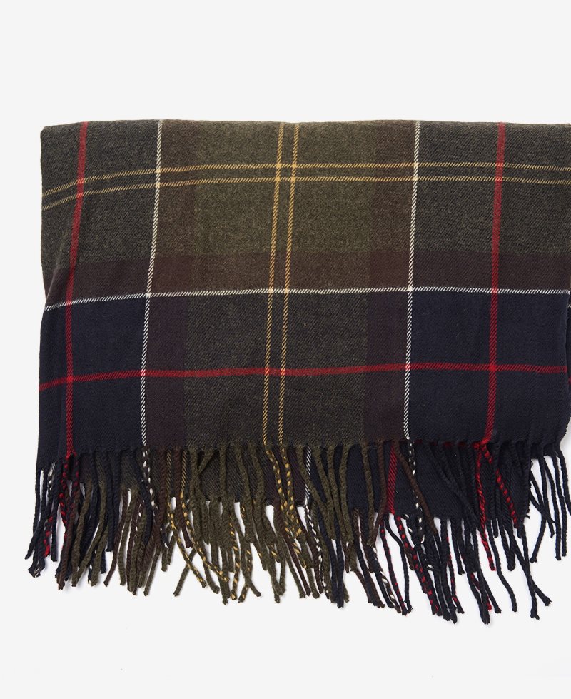 Classic Tartan Barbour Hailes Tartan Wrap | TWC-059428