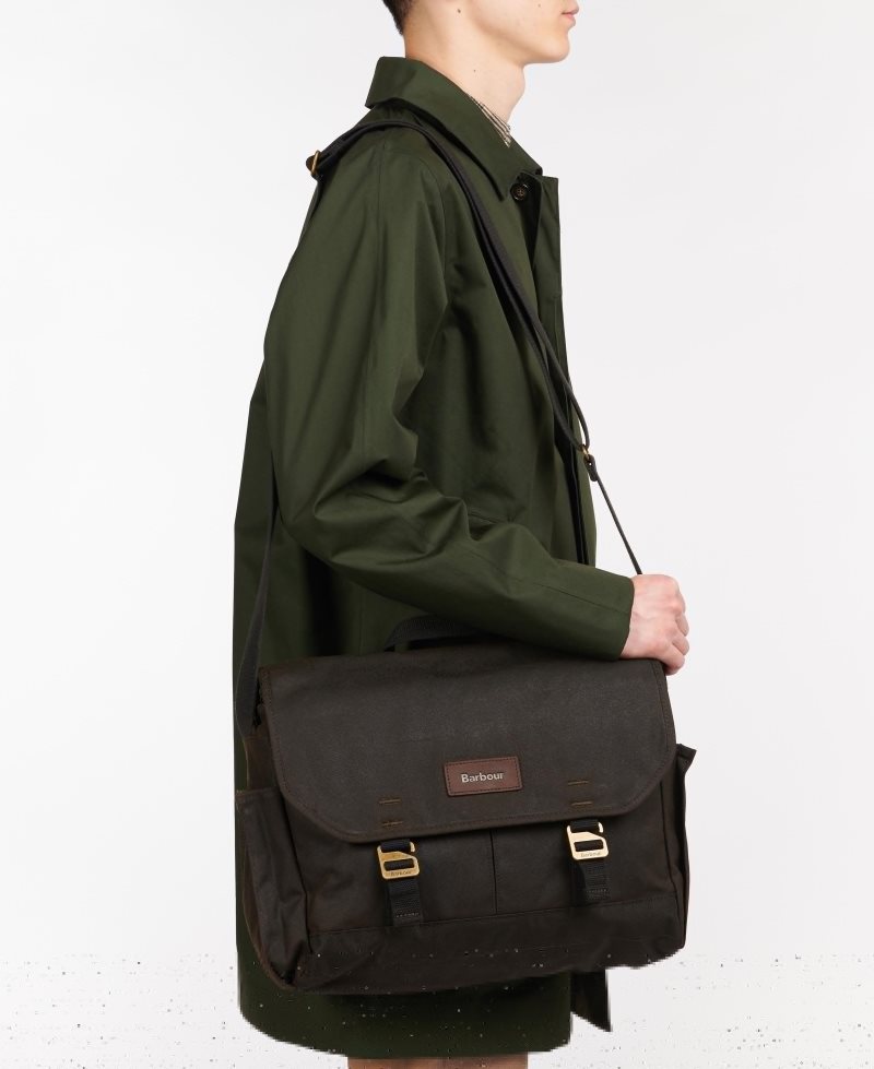 Olive Barbour Essential Wax Messenger | NHE-568901